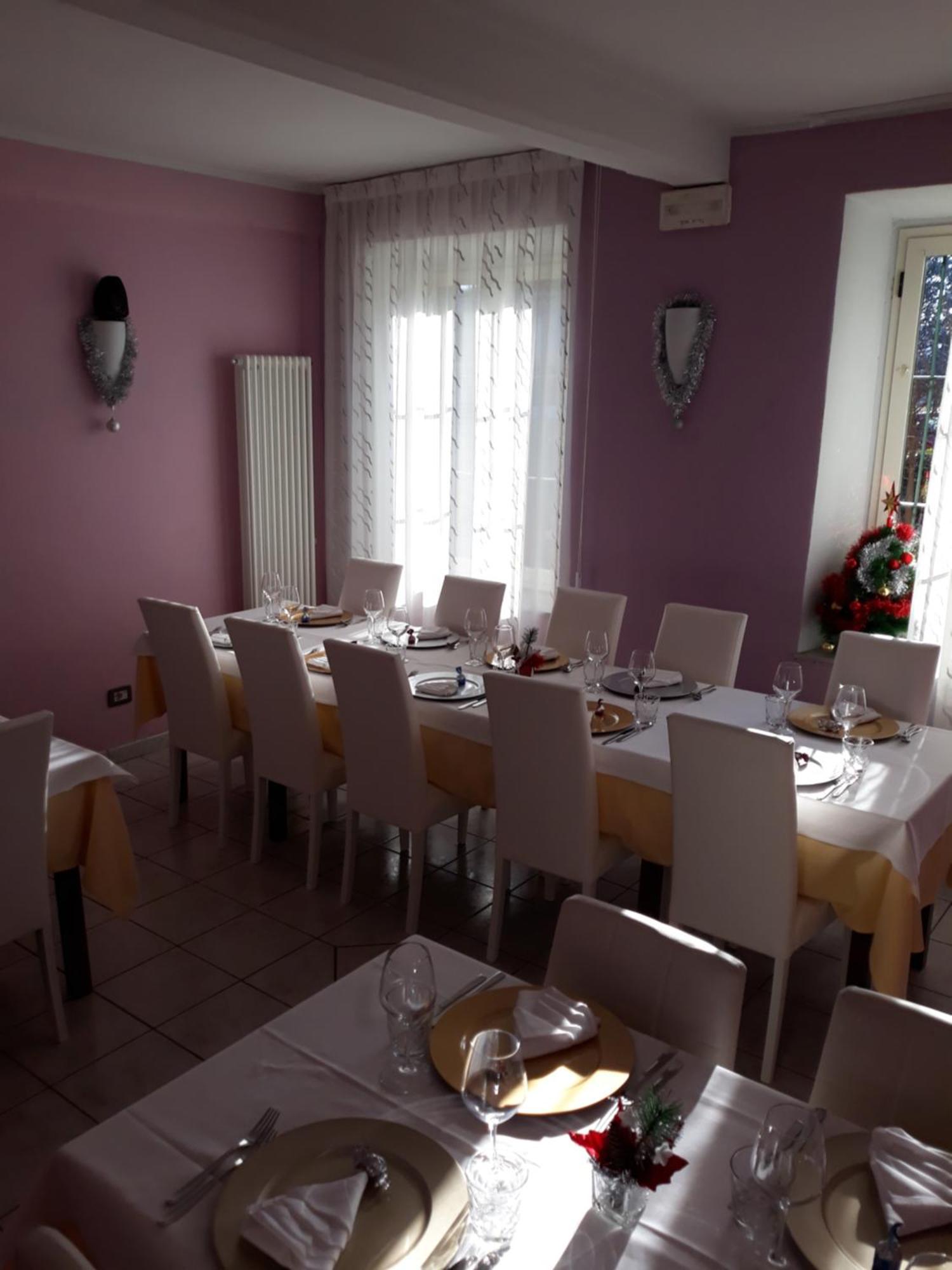 Locanda Della Luna Rossa Calosso Kültér fotó